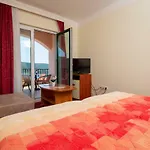 Adria Hotel 4*