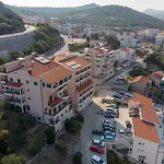 Hotel Adria