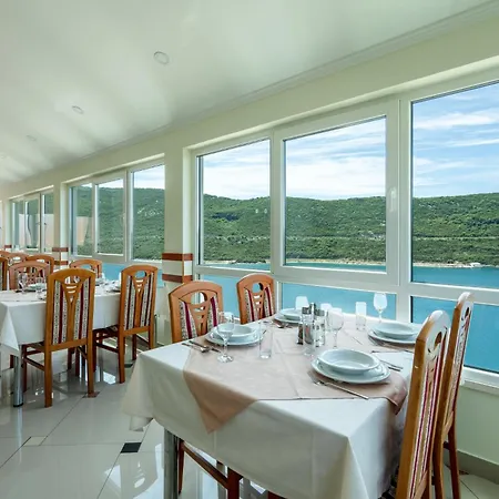 Hotel Adria 4*