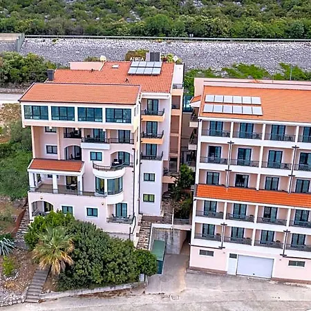 Hotel Adria 4*