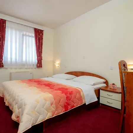 酒店 安德里亚酒店 4*