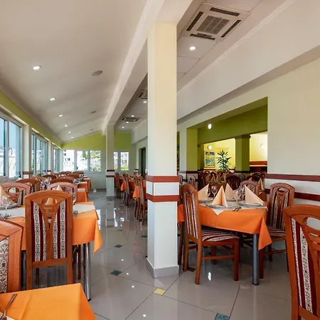 Adria Hotel 4*