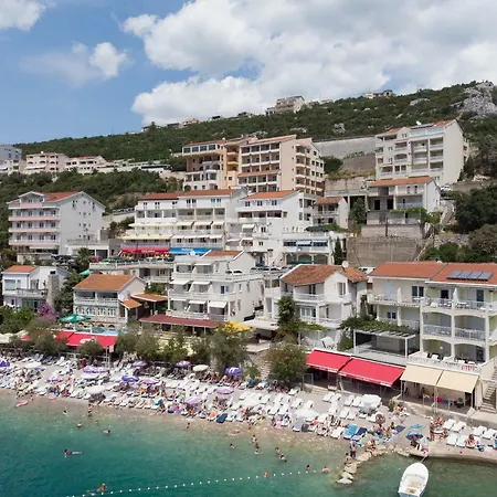 Hotel Adria 4*